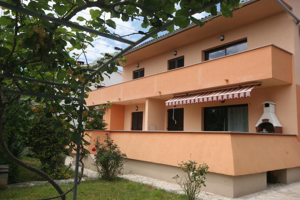Apartments Karabaic Krk Krk Town Esterno foto